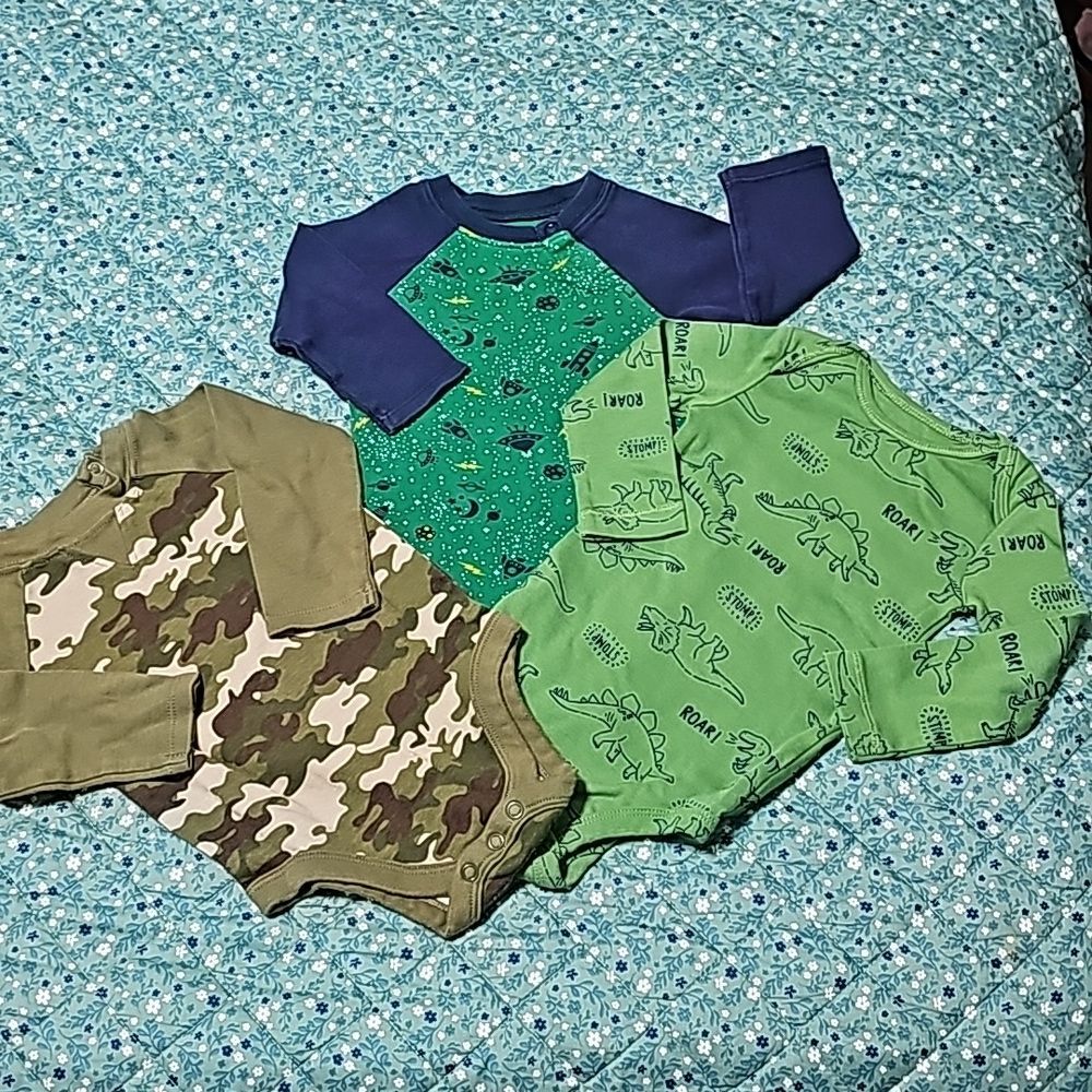 🦖 Bundle of 3 Baby Boys Long Sleeve Bodysuits 12M